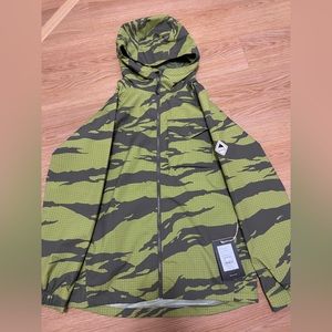 Burton rain coat, brand new with tags!
